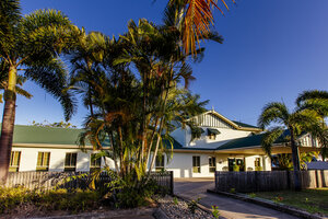 Гостиница Shamrock Gardens Motel