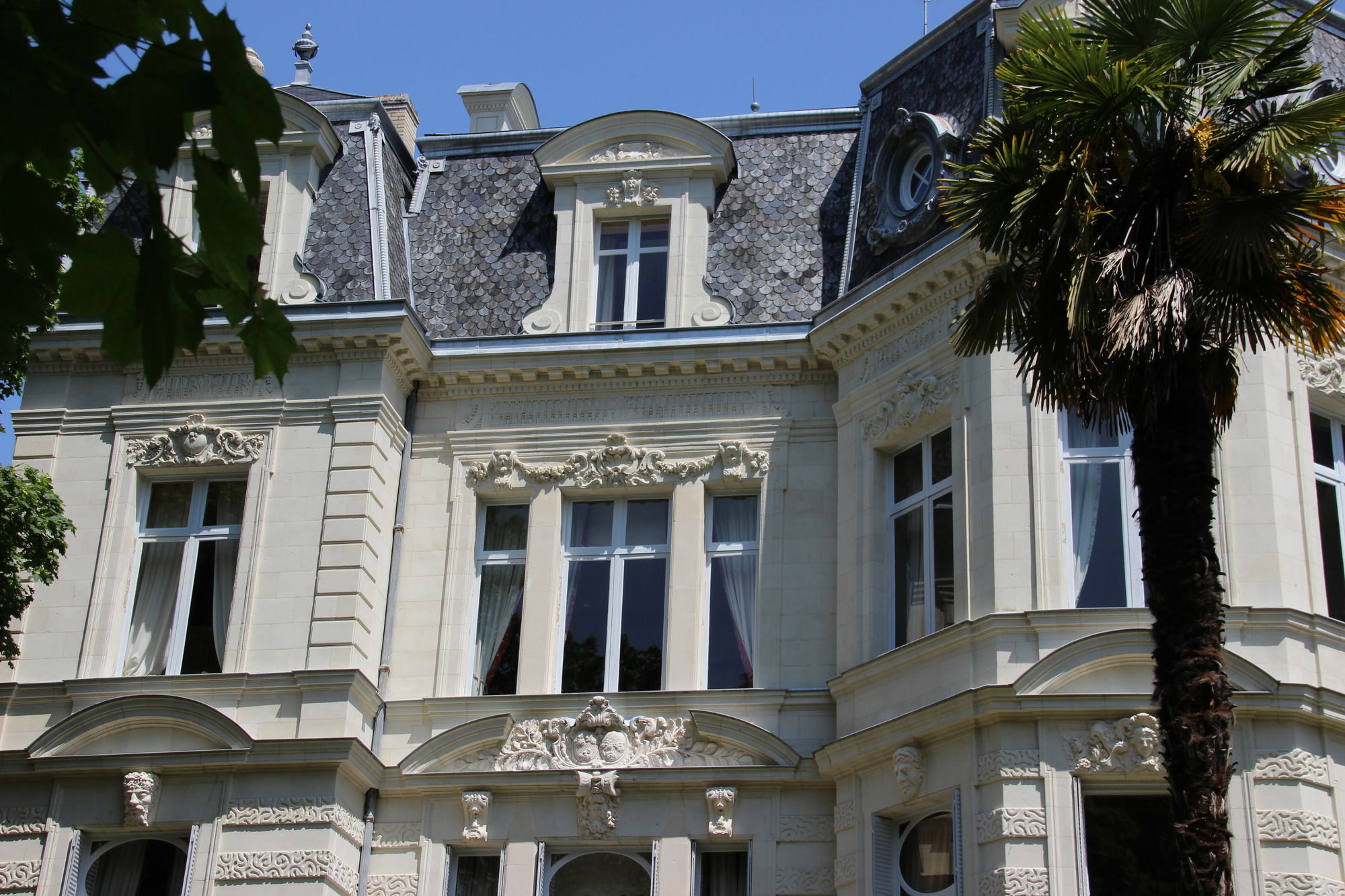 Фото Hotel Chateau De Verrieres & SPA