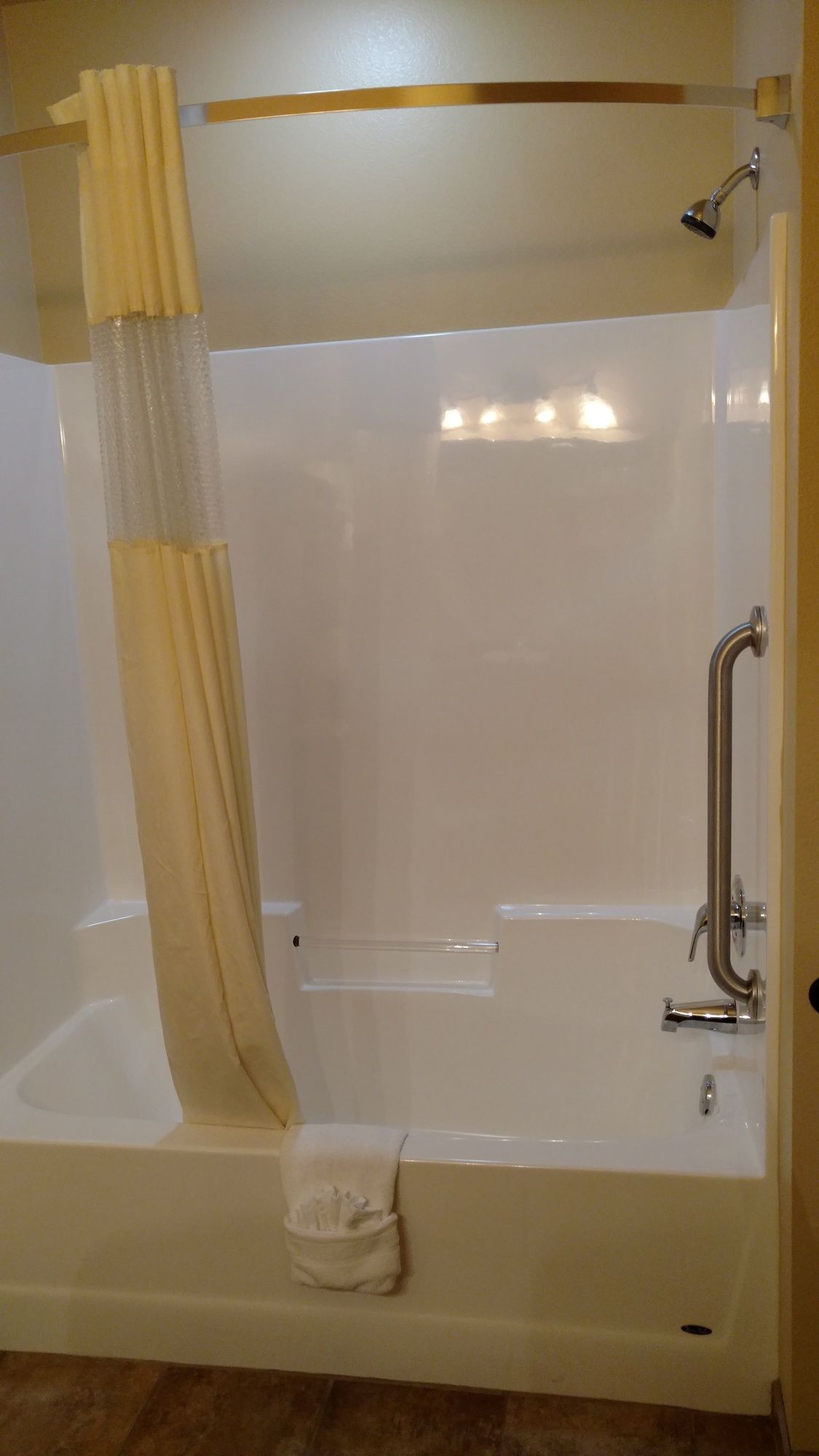 Фото Arbuckle Lodge