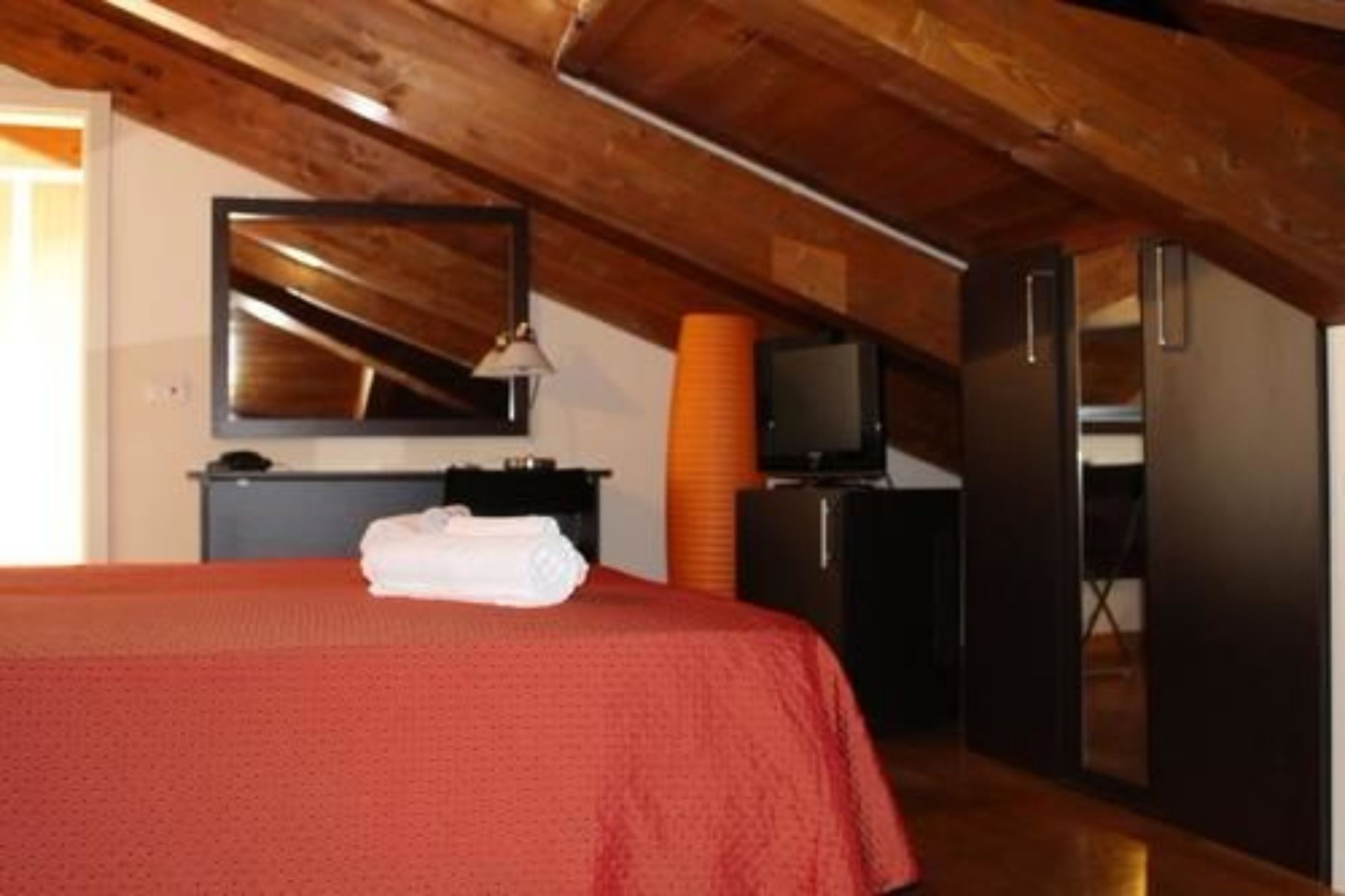 Фото Hotel Alibì