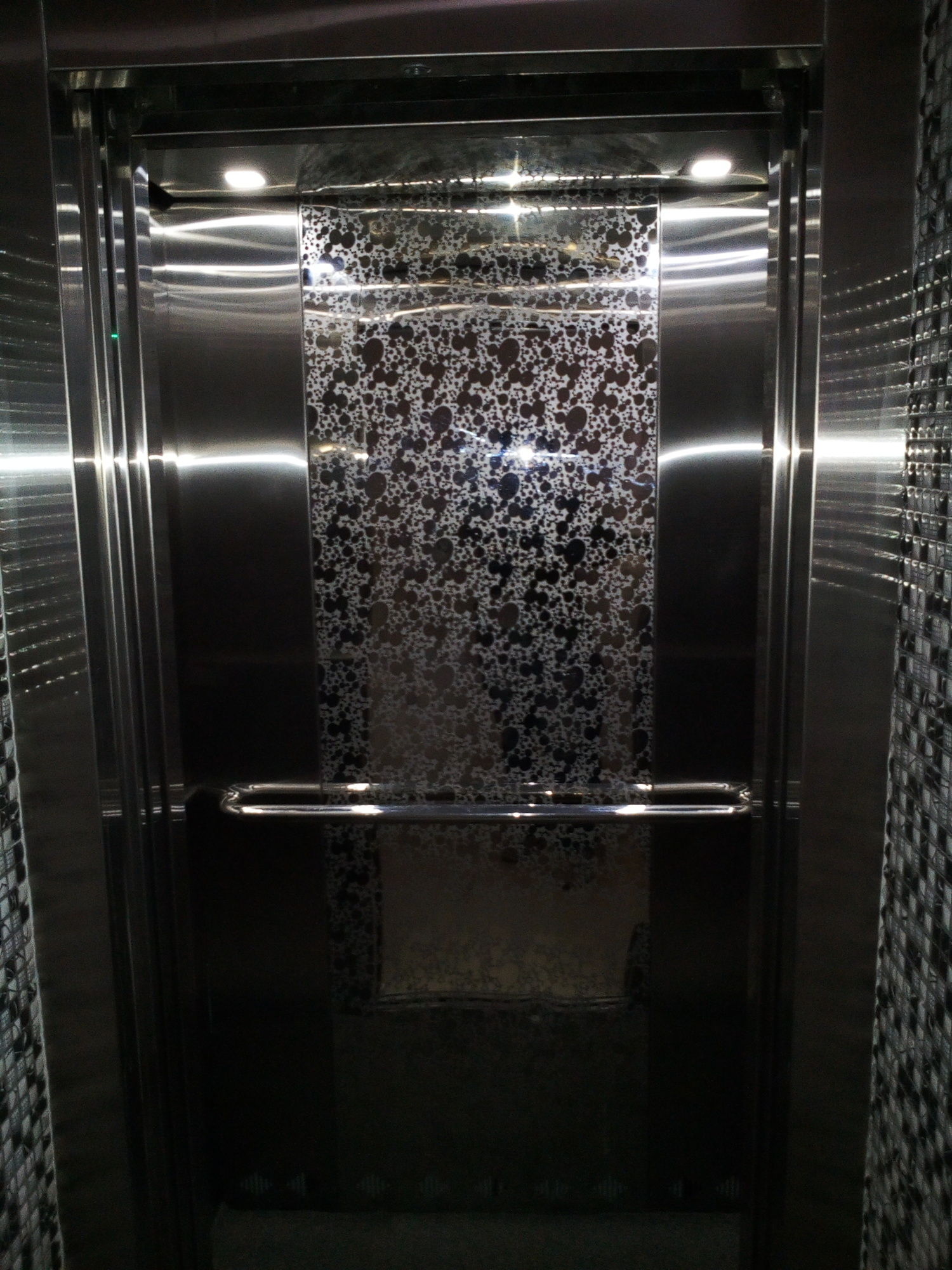 Фото Hotel Viraat Inn