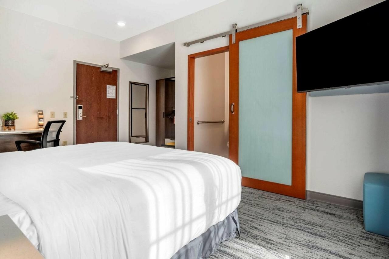 Фото Tryp by Wyndham Tallahassee North I-10 Capital Circle