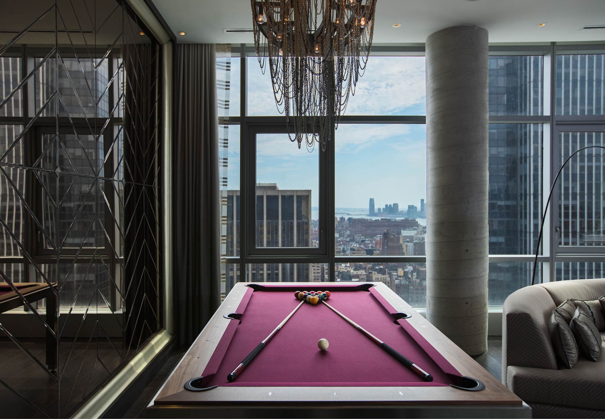 Фото Renaissance New York Midtown Hotel