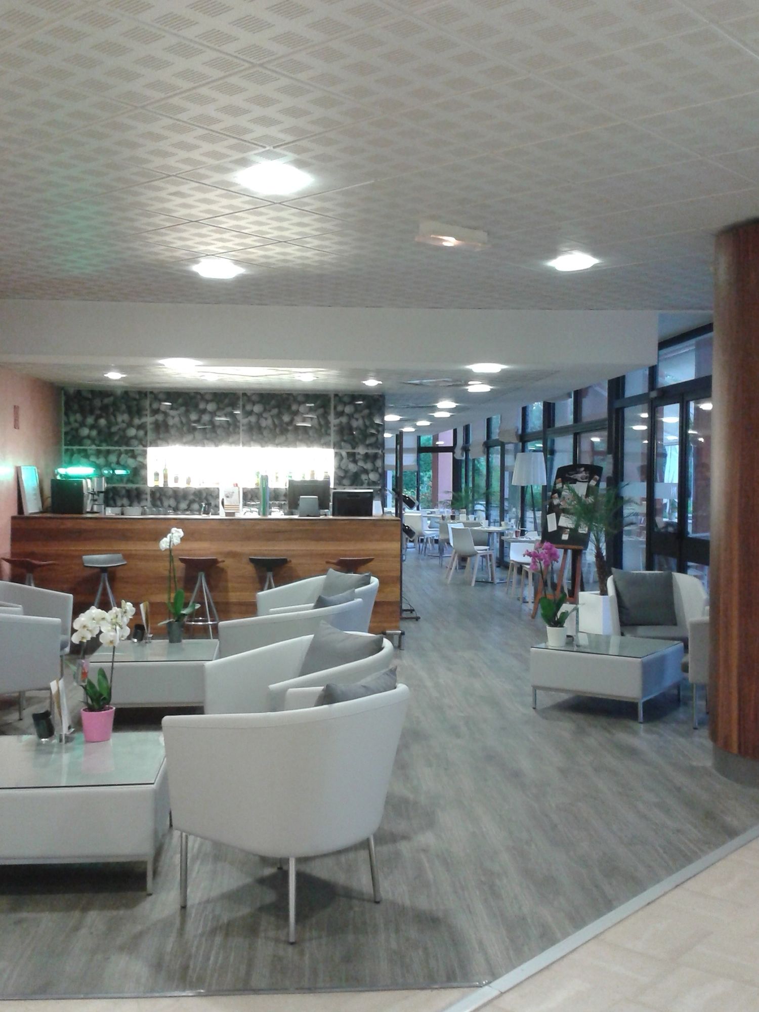 Фото Отель Mercure Hyeres Centre