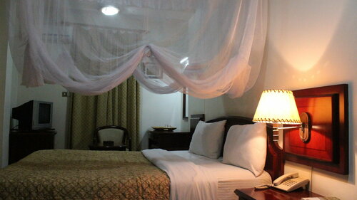 Гостиница Safari Lodge в Занзибаре