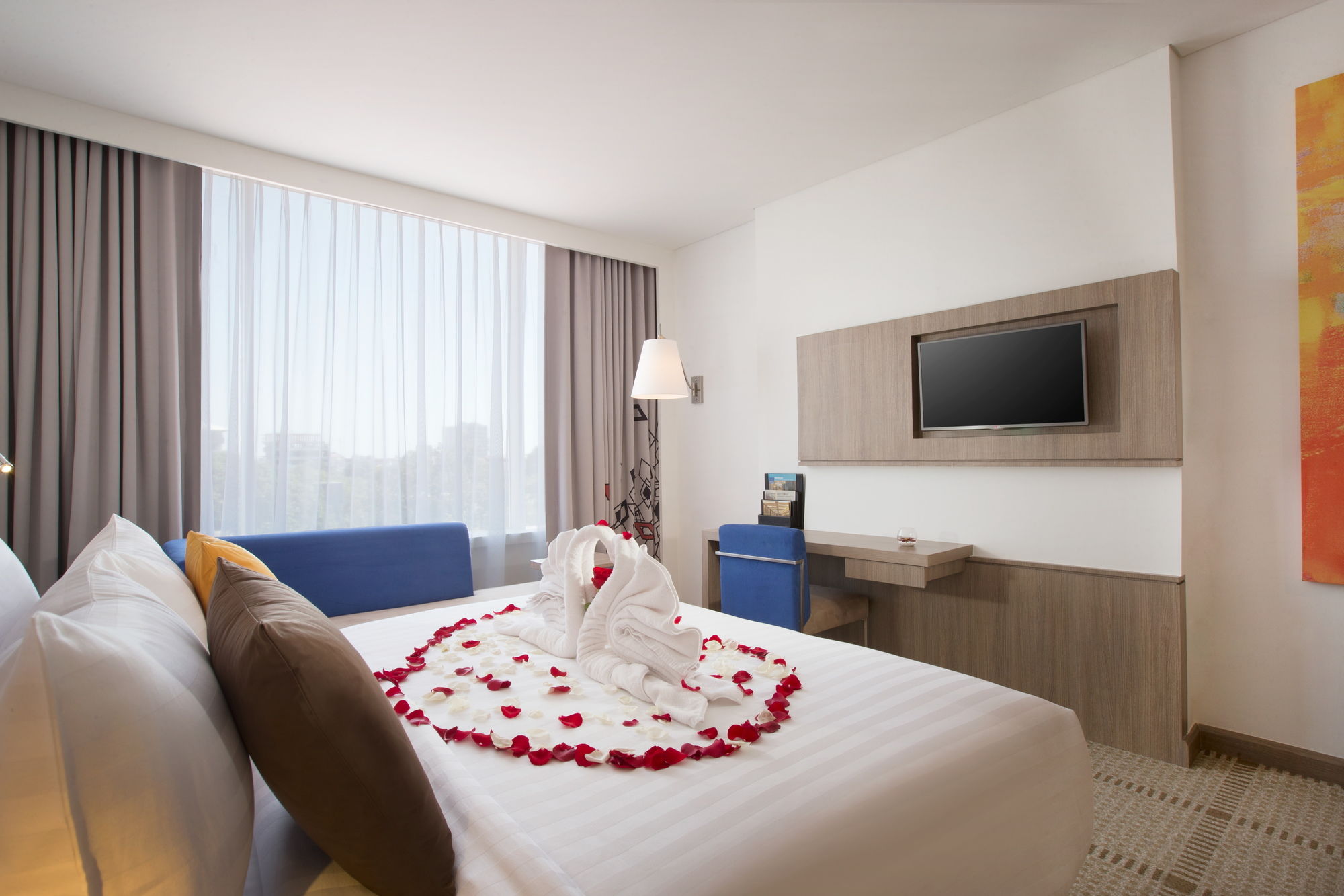 Фото Novotel Makassar Grand Shayla