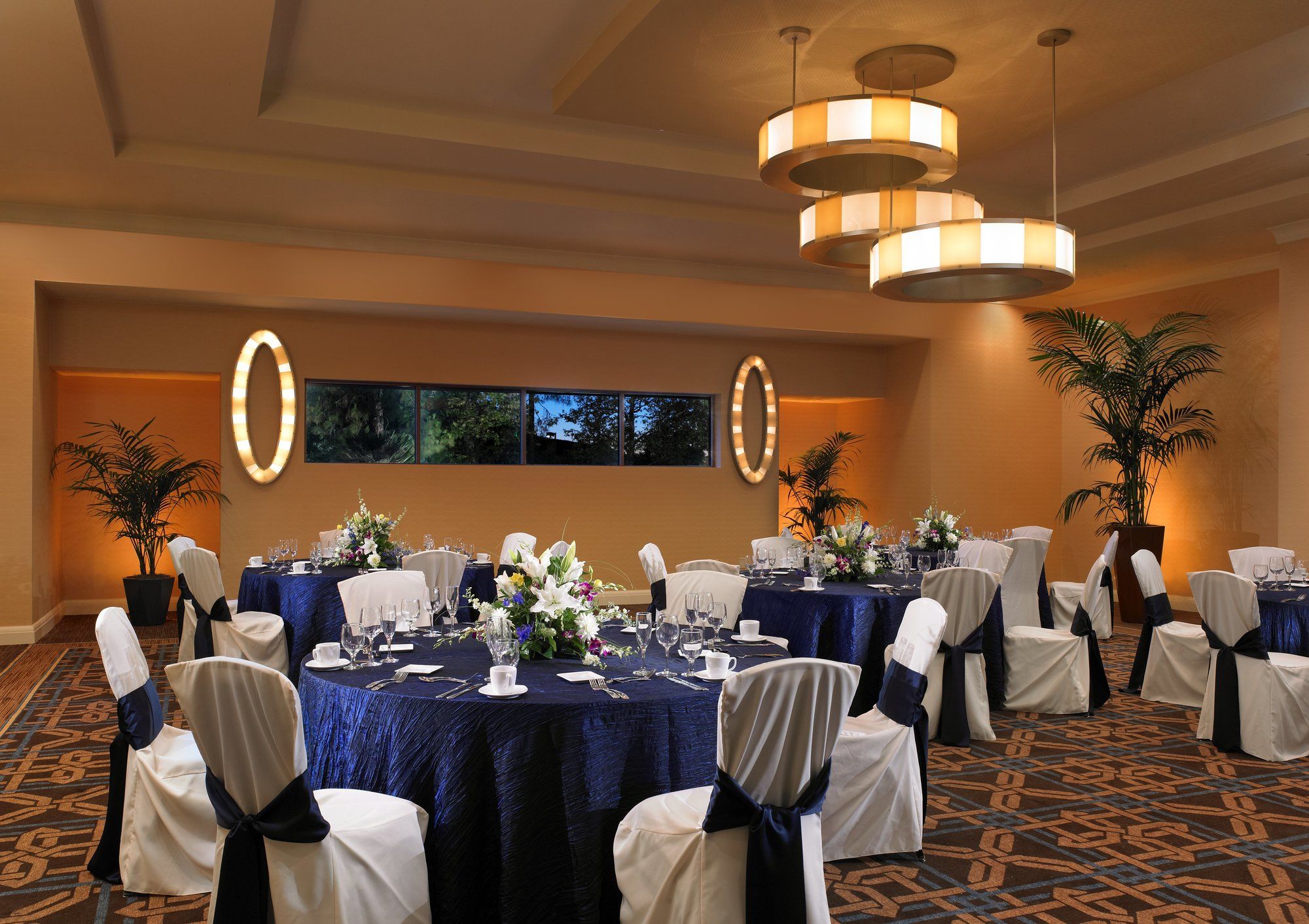 Фото Sheraton Agoura Hills Hotel