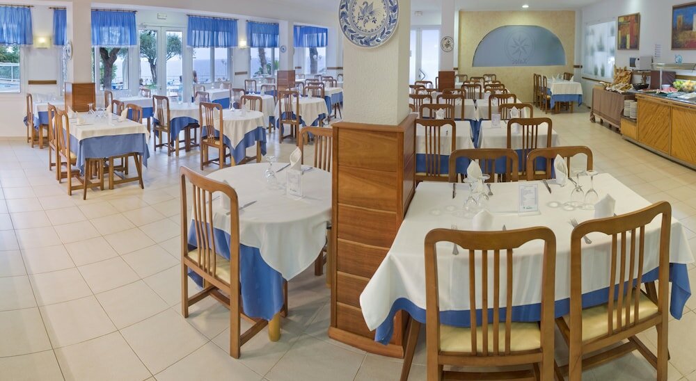 Фото Hotel Ght Xaloc