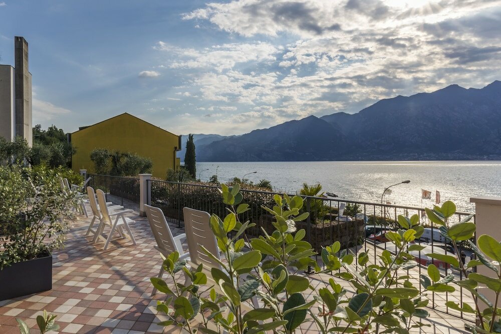 Фото Hotel Oasi Beach