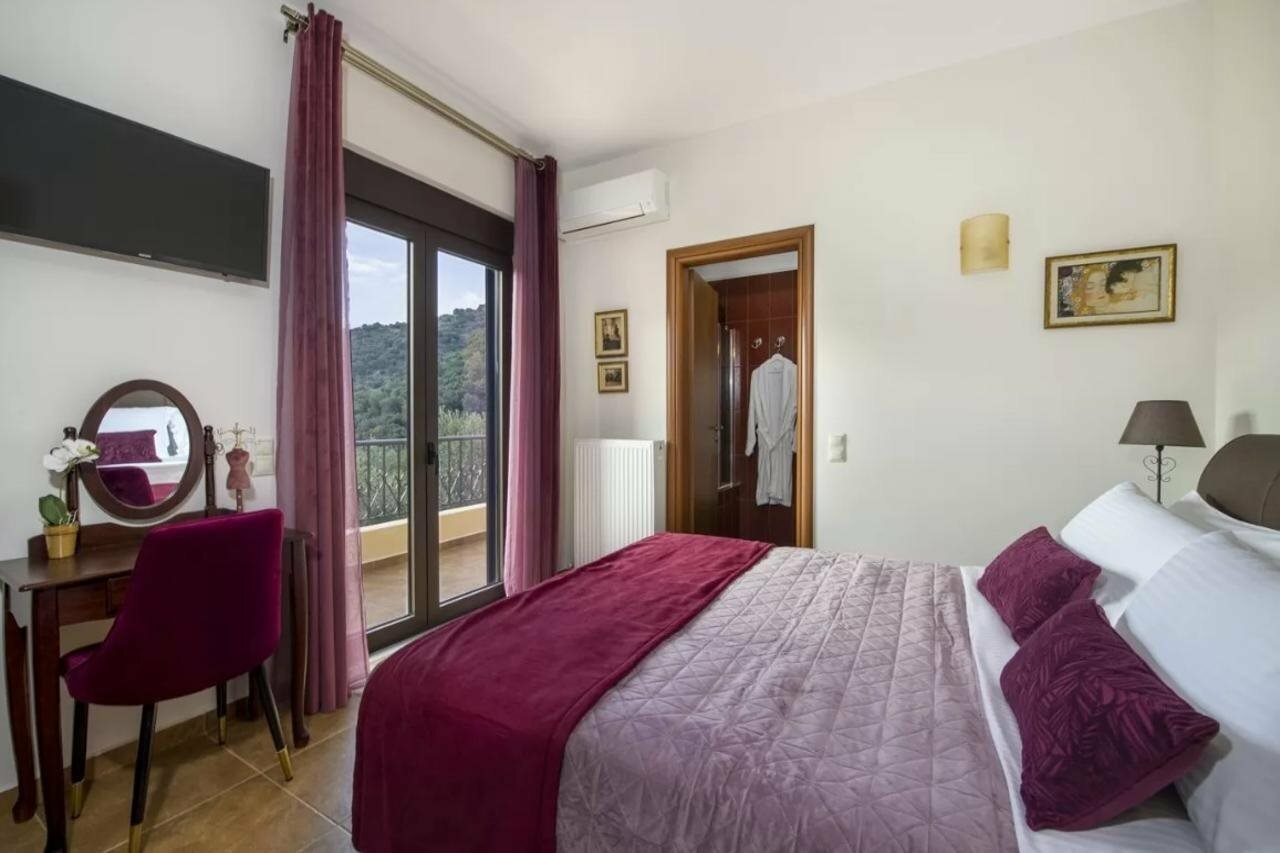 Фото Serenity River Villa