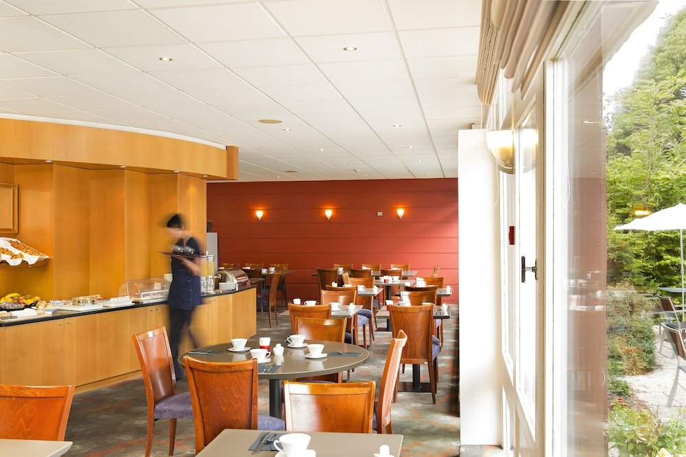 Фото Escale Oceania Brest