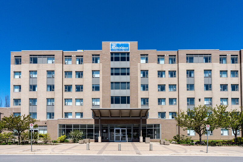 Гостиница Residence & x26; Conference Centre Niagara on the Lake