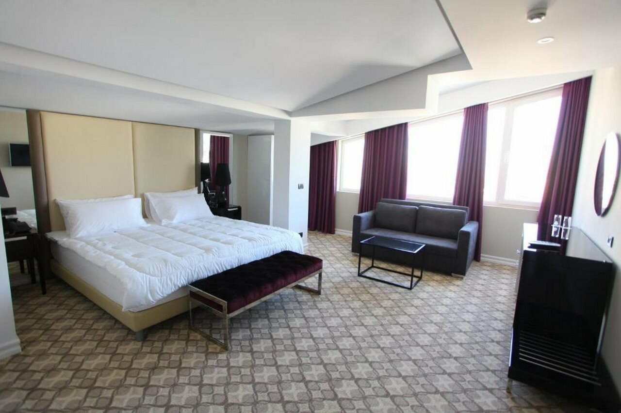 Фото Senator Hotel