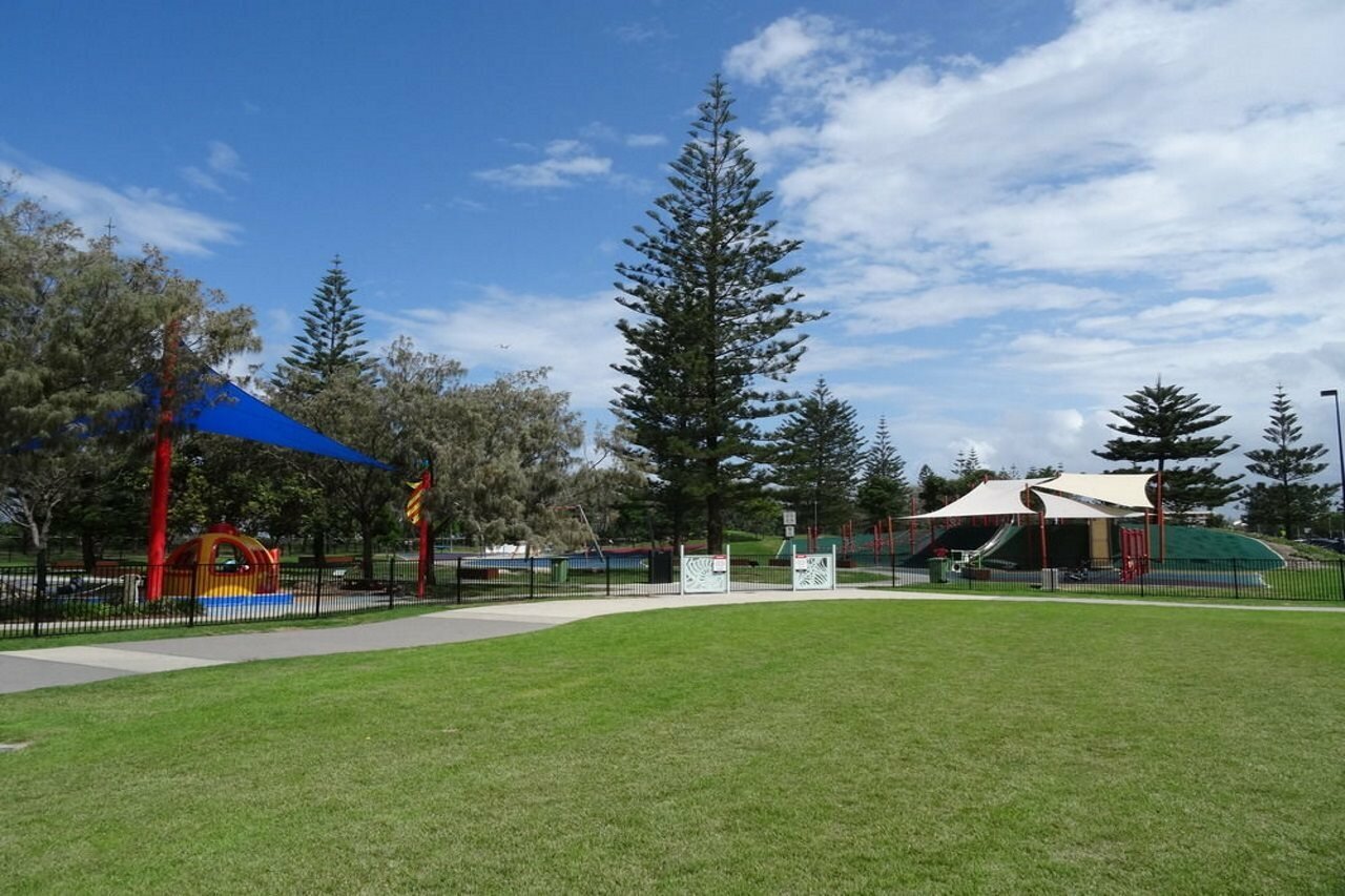 Фото Broadbeach Travel Inn Apartments