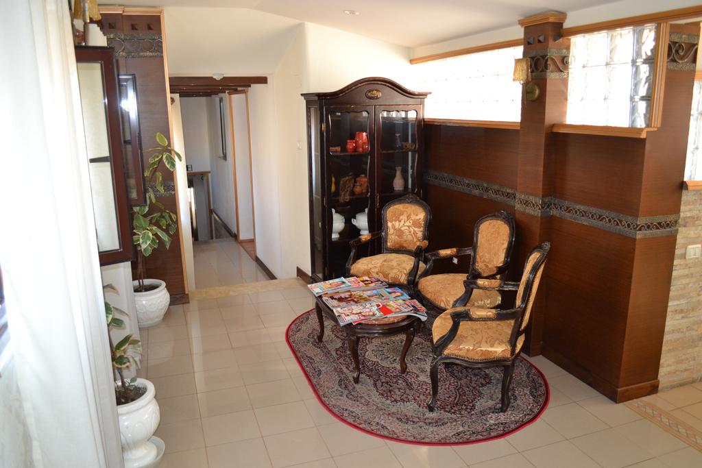 Фото Hotel Villa Tafaj