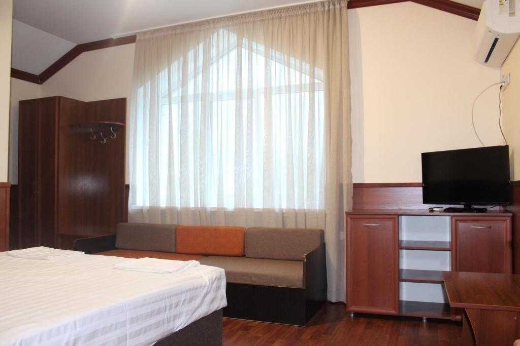 Фото Семейный на Трудящихся