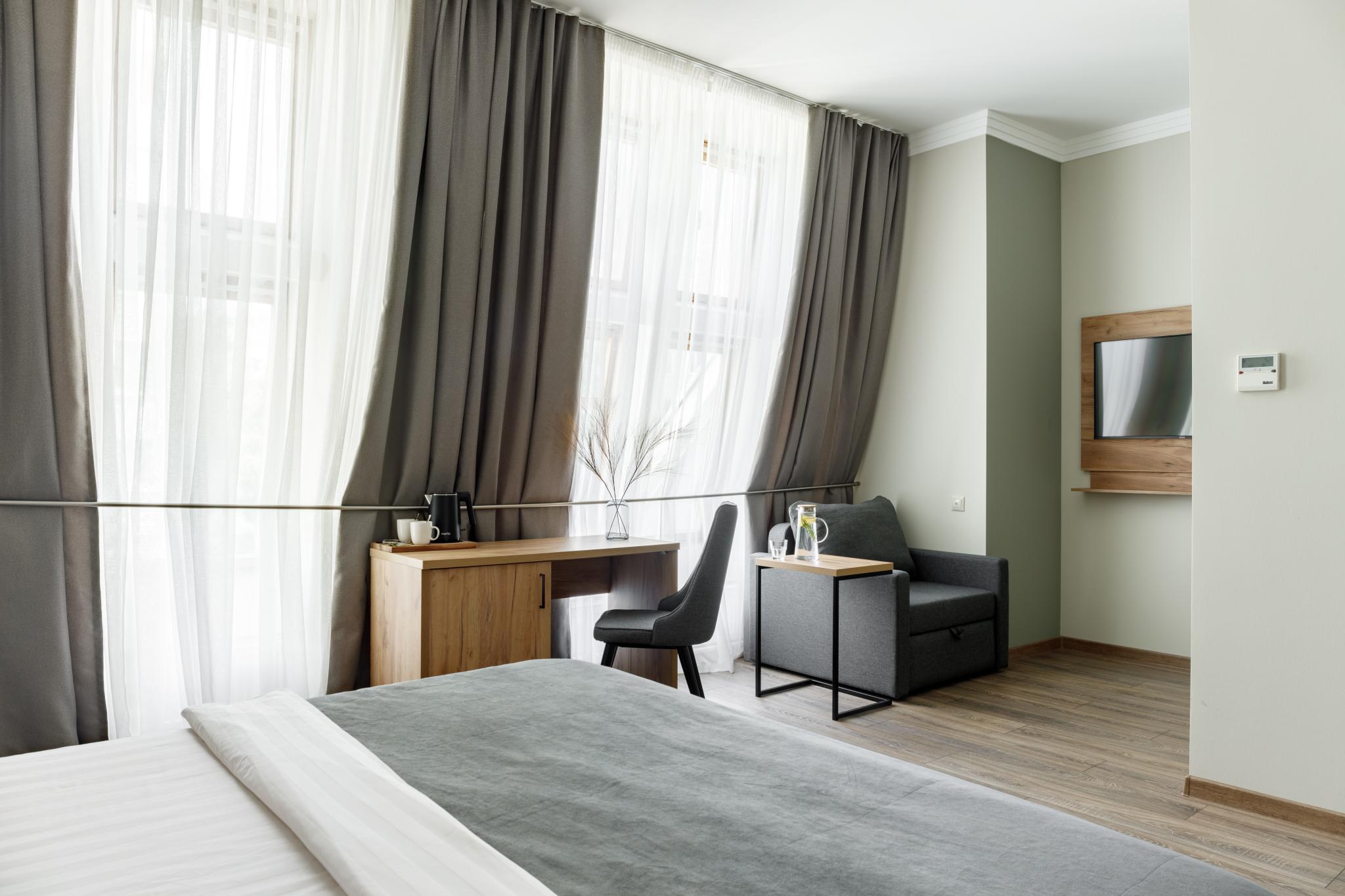 Фото Британика