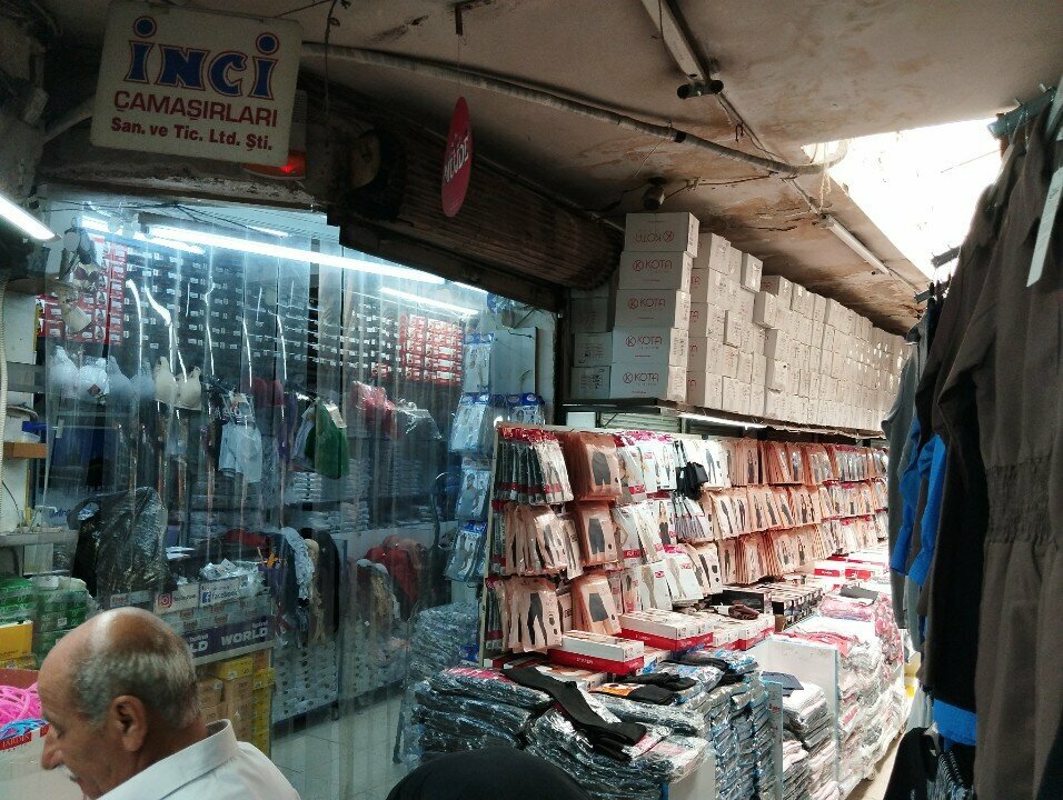 Магазин нижнего белья Inci̇ Camasir San, Измир, фото