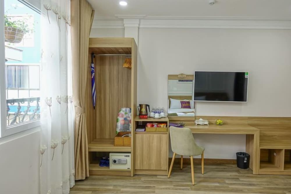 Фото Sweet Lavender Hotel