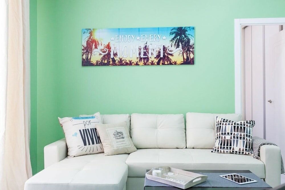 Фото Sunny Urban Apt. Historic District - Sol