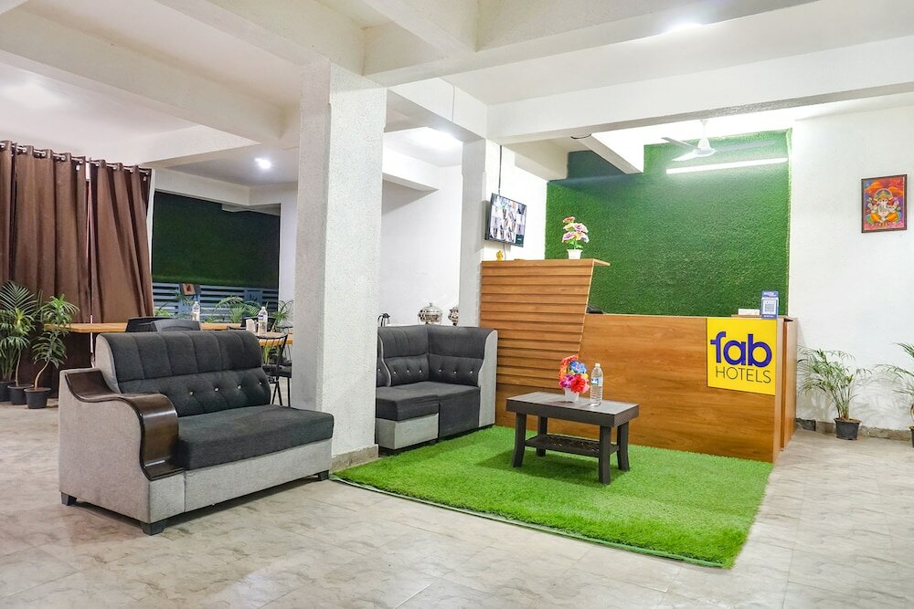 Фото Fabhotel White House