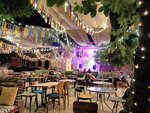 Dvor Vakurova (Moskovskaya ulitsa, 9), cafe