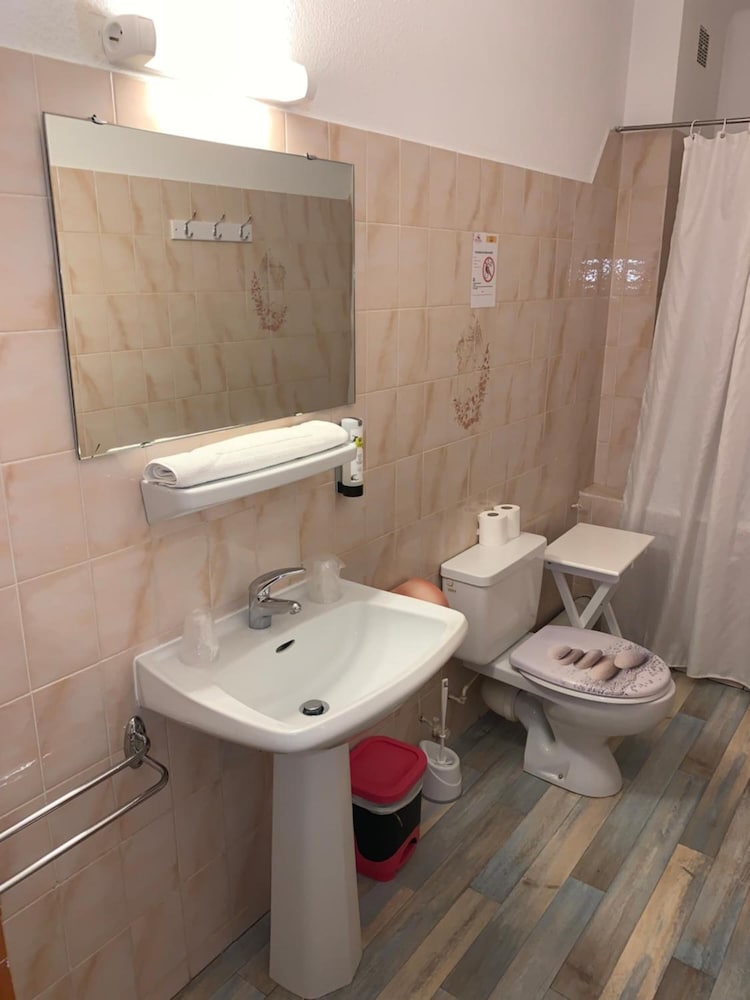 Фото La Bastide d'Entraigues