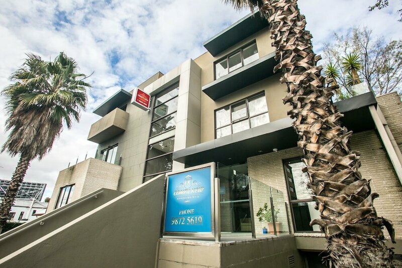 Гостиница Mvv Motel & Comfy Kew Apartment в Мельбурне