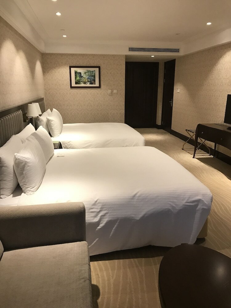 Фото Evergreen Laurel Hotel Shanghai