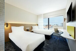 Гостиница Holiday Inn Express Adelaide City Centre