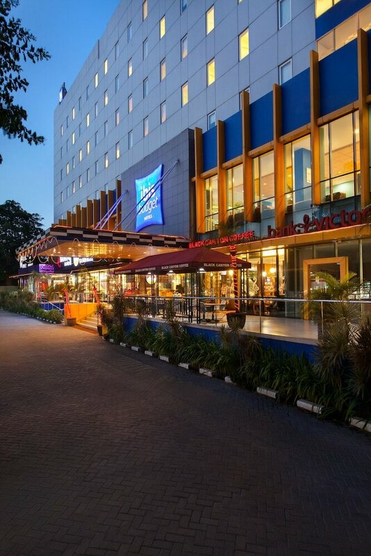 Гостиница ibis budget Jakarta Cikini в Джакарте