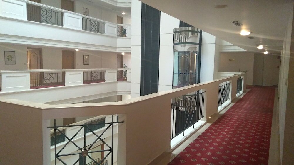 Фото Abad Atrium
