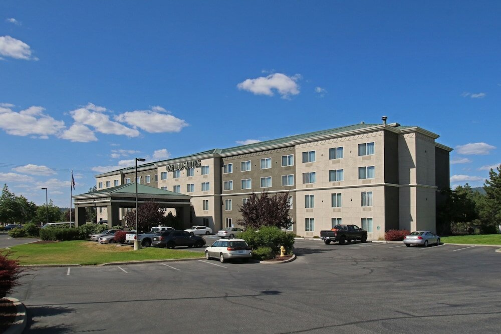 Фото Oxford Suites Spokane Valley