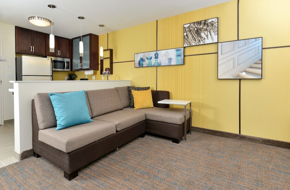 Фото Residence Inn Des Moines Downtown