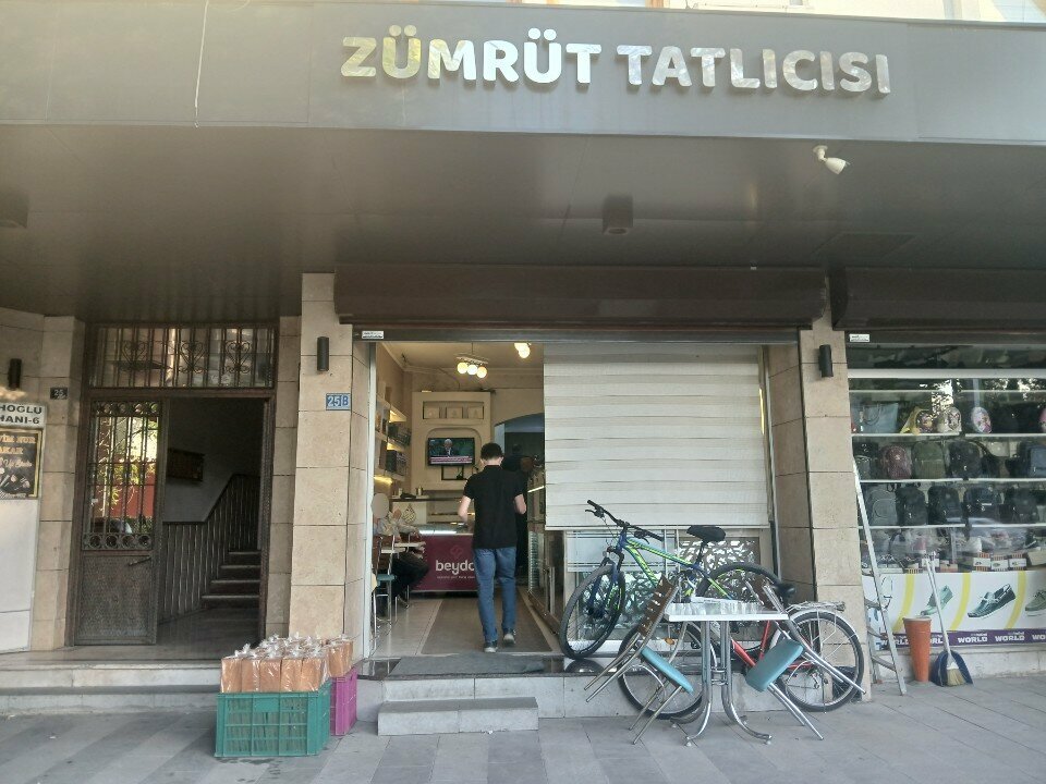 Cafe Zümrüt Tatlısı, Konya, photo