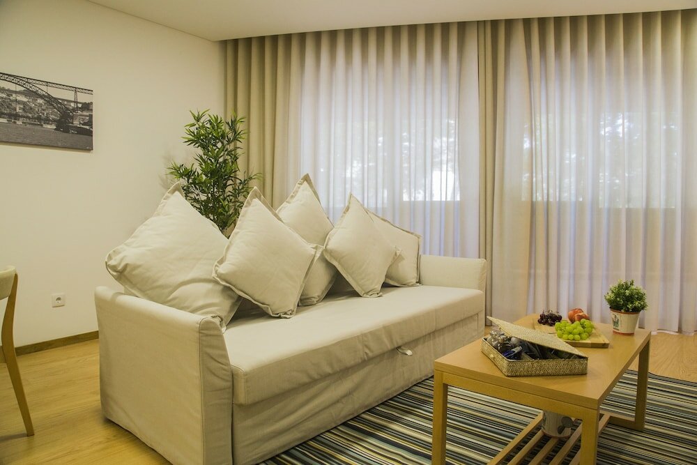 Фото Spot Apartments Trindade