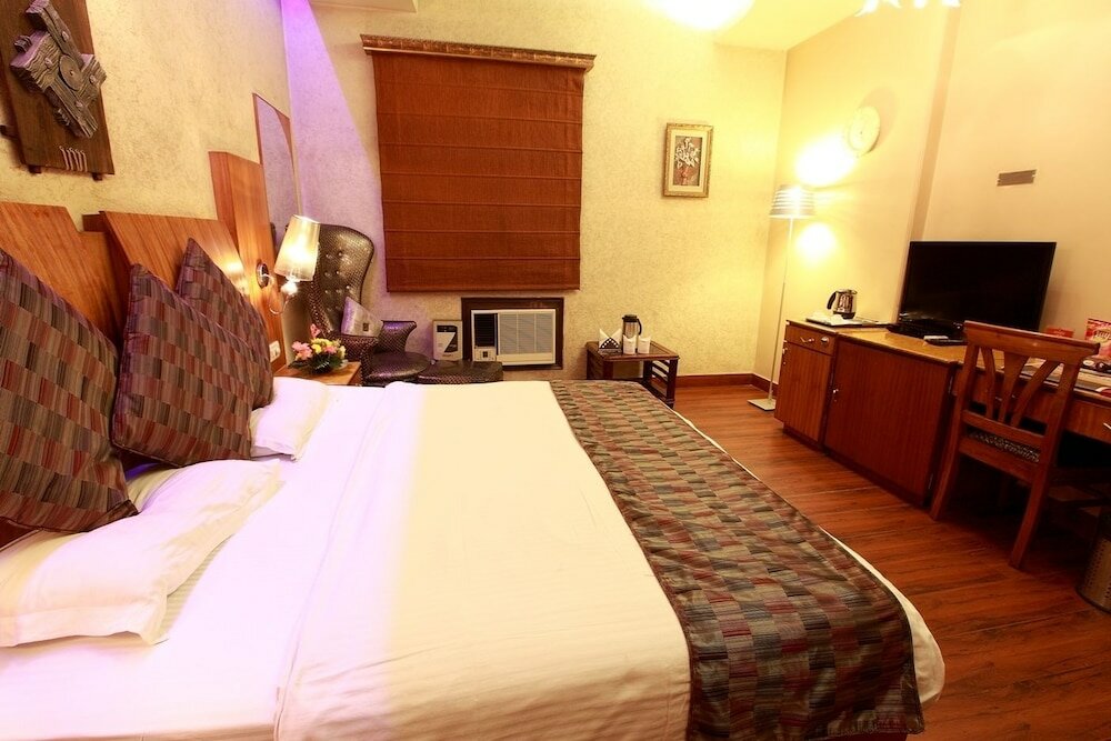 Фото Hotel Royal Castle Grand