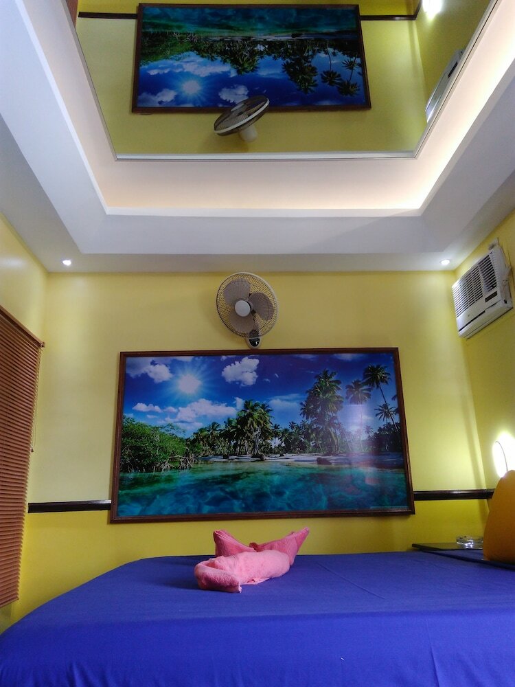 Фото Mango's Beachfront Resort