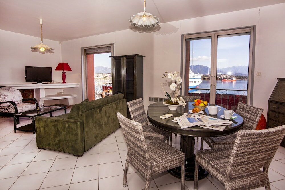 Фото Hotel le Dauphin