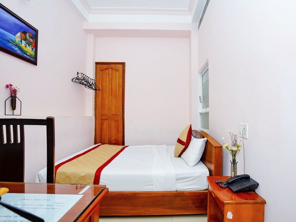 Фото Gold Night Hotel