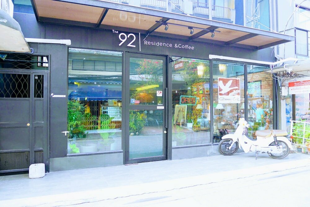Hotel The 92 residence, Bangkok, photo