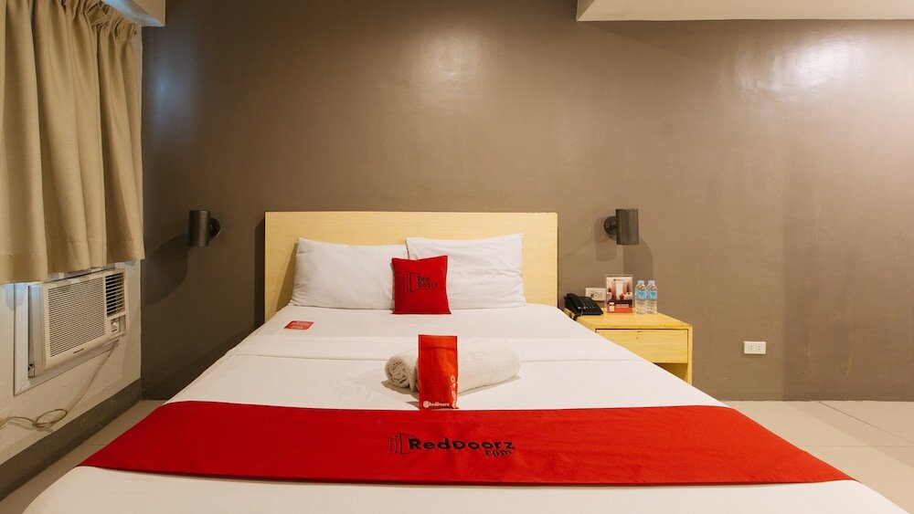 Фото RedDoorz @ Samat Mandaluyong