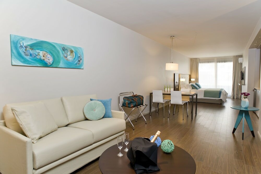 Фото Bulnes Eco Suites