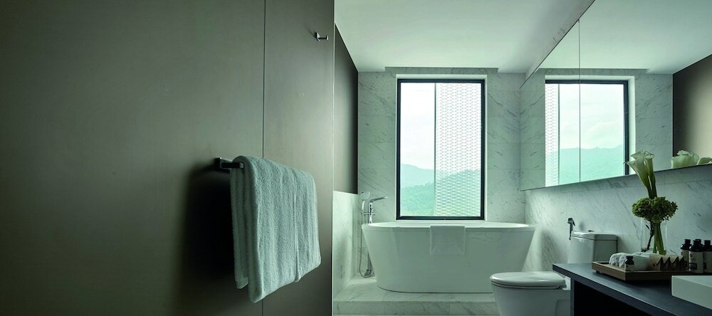 Фото G Hotel Kelawai