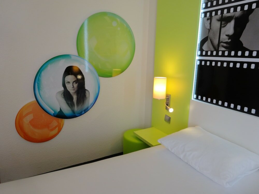 Фото Ibis Styles Cannes le Cannet 