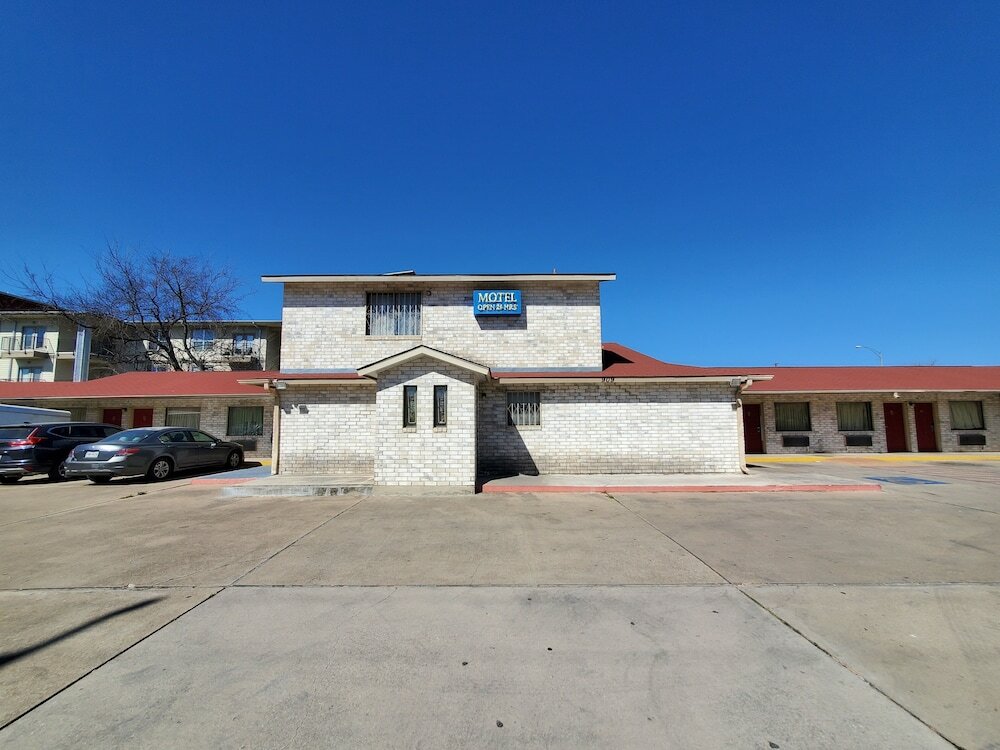 Фото River Inn Motel