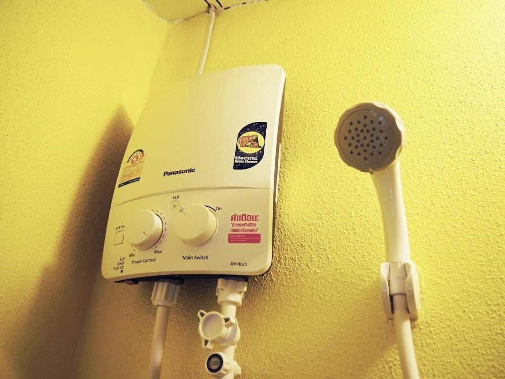 Фото Dorm Des Fleurs Hostel