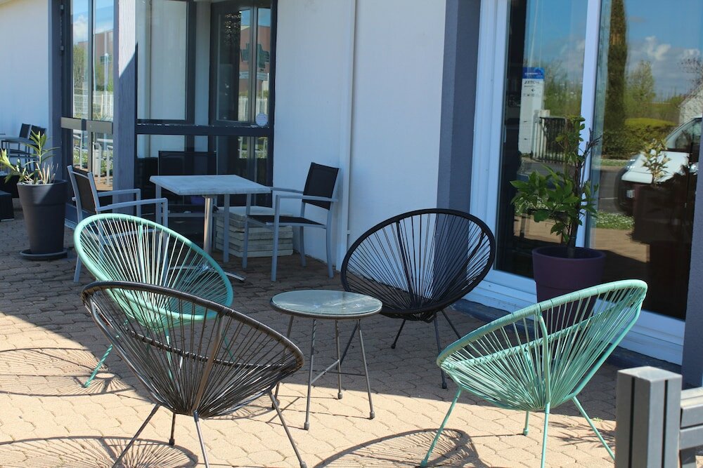 Фото The Originals City, Hôtel La Terrasse, Tours Nord