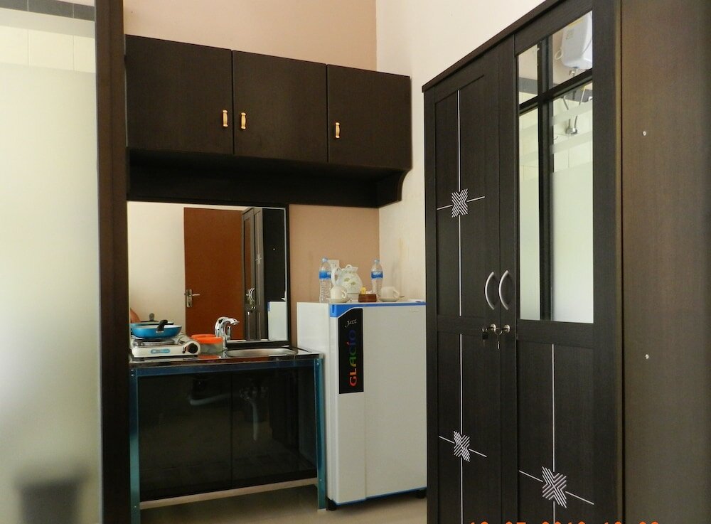 Фото S8 Suardana Hotel