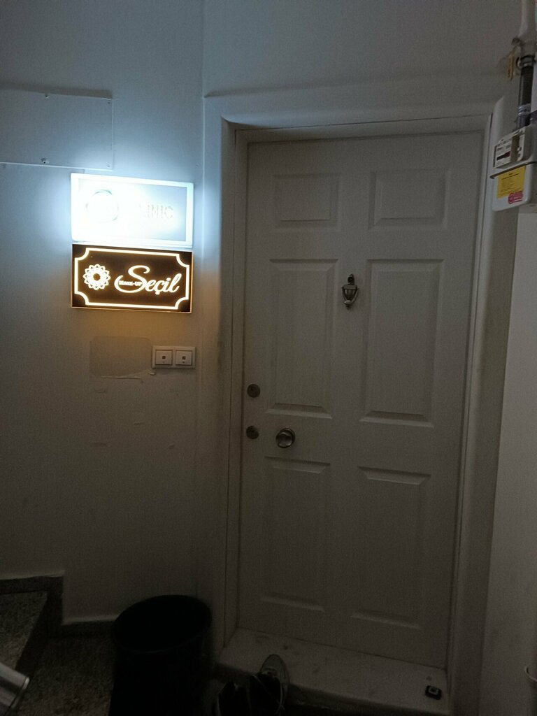 Makeup artists, stylists Make Up Seçil, Izmir, photo